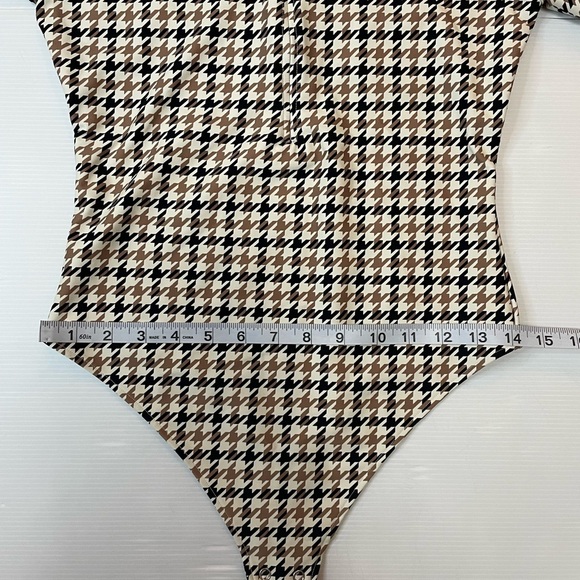 All Access Quarter-Zip Bodysuit Houndstooth Print Black Tan Cream Size M - Picture 6 of 9
